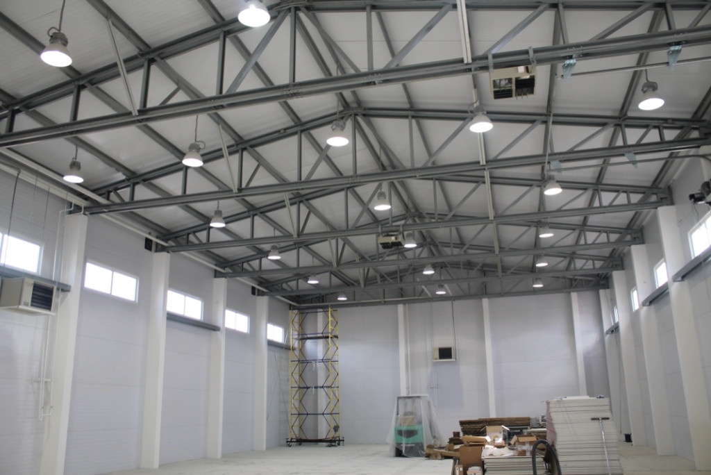 Строительство здания из ЛСТК