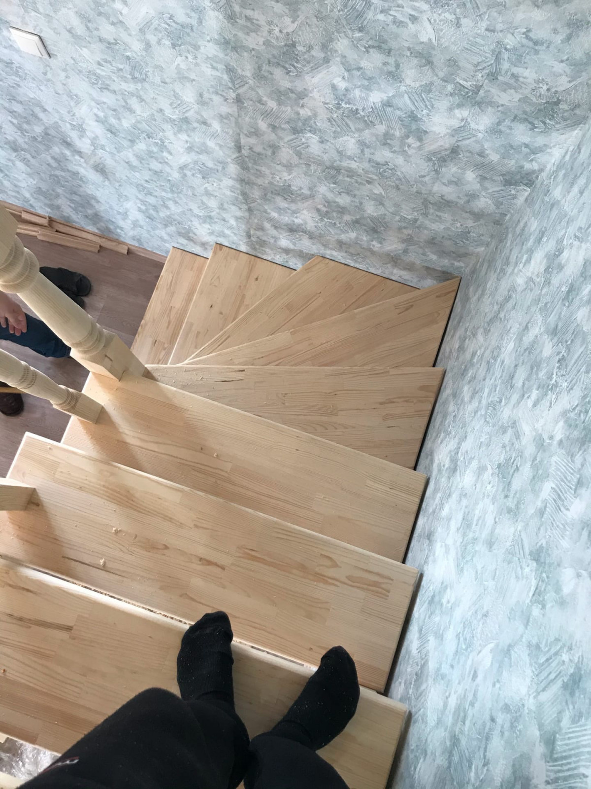 Деревянные лестницы на заказ