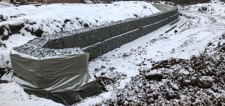 Подпорная стена из габионов