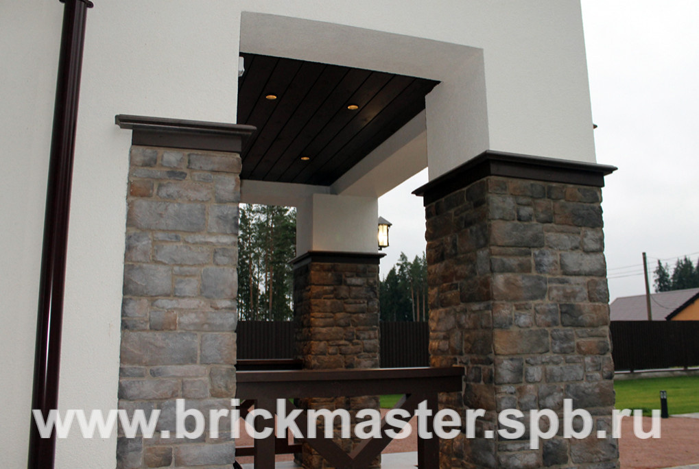 "Альпийское шале" в Рощино, дом площадью 310 кв. м.