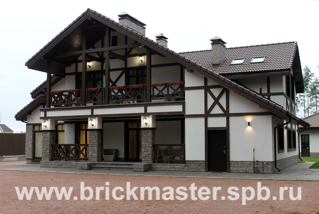 "Альпийское шале" в Рощино, дом площадью 310 кв. м.