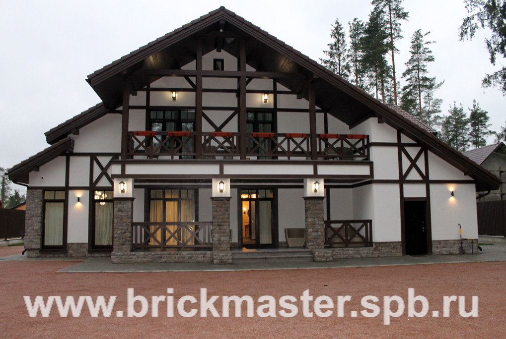 "Альпийское шале" в Рощино, дом площадью 310 кв. м.