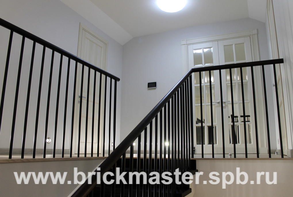 "Альпийское шале" в Рощино, дом площадью 310 кв. м.