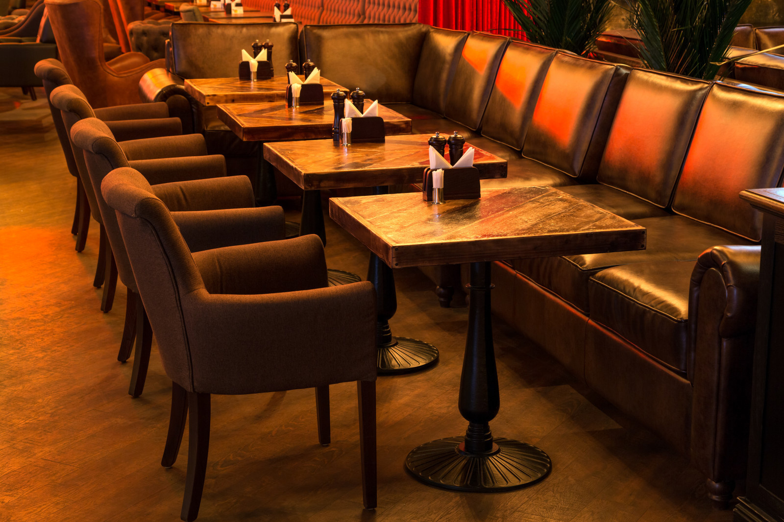 наша мебель в ресторанах