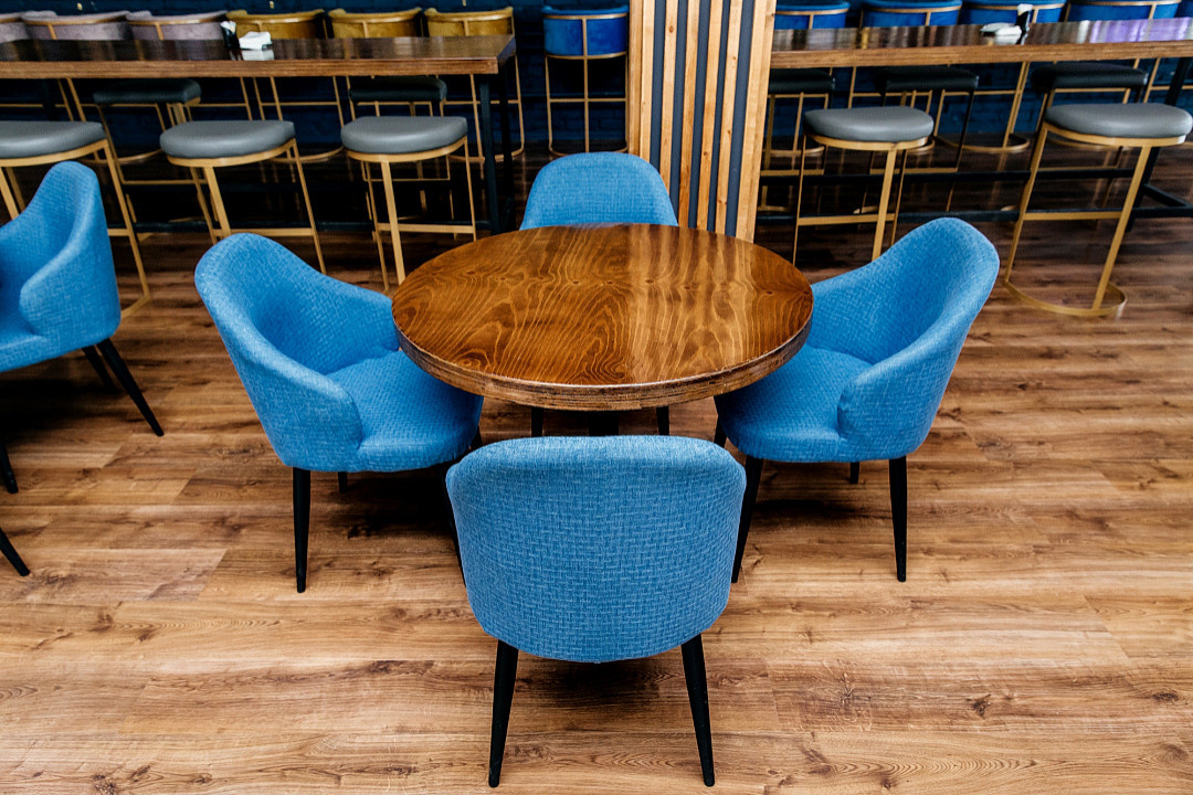 наша мебель в ресторанах