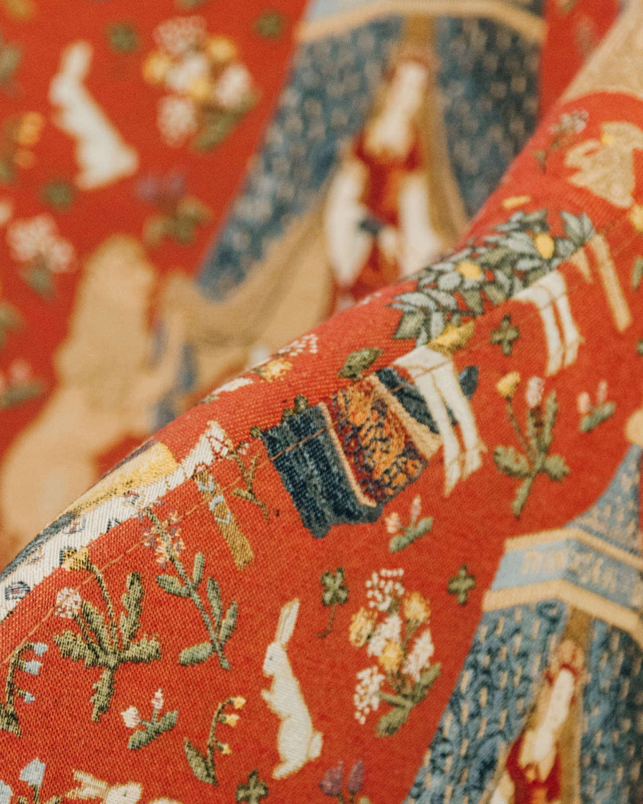 стулья Эвиан