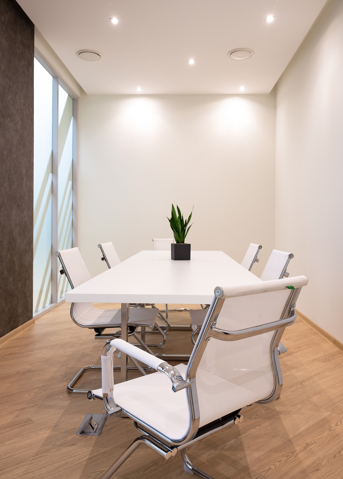 Обложка проекта: Офис компании Saber Interactiv