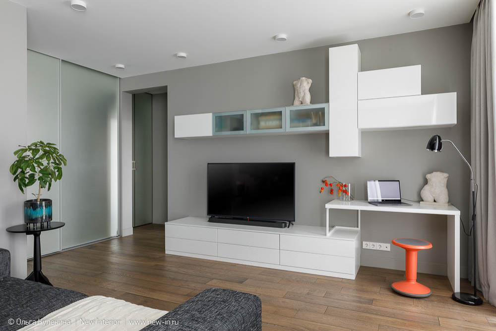 Интерьер квартиры в серых оттенках - 60 м²