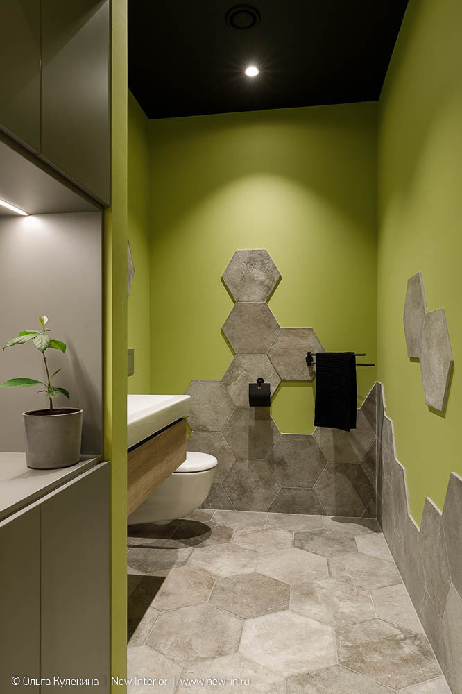 Современный интерьер офиса в историческом здании - 150 м²