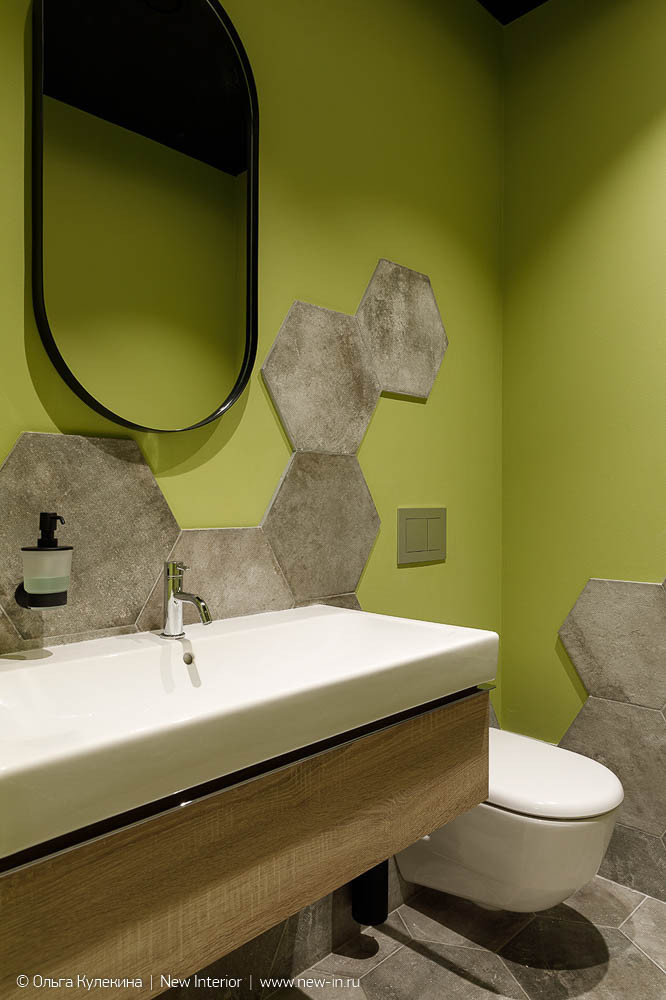 Современный интерьер офиса в историческом здании - 150 м²