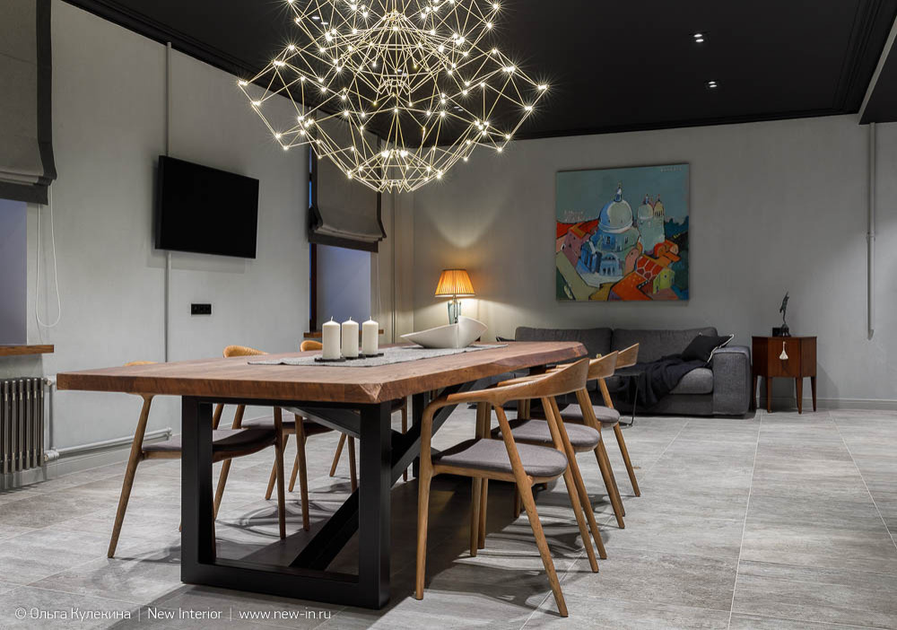 Современный интерьер офиса в историческом здании - 150 м²