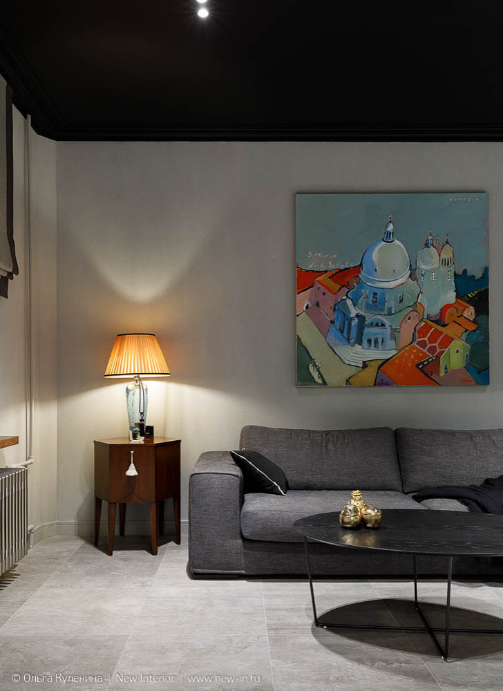 Современный интерьер офиса в историческом здании - 150 м²