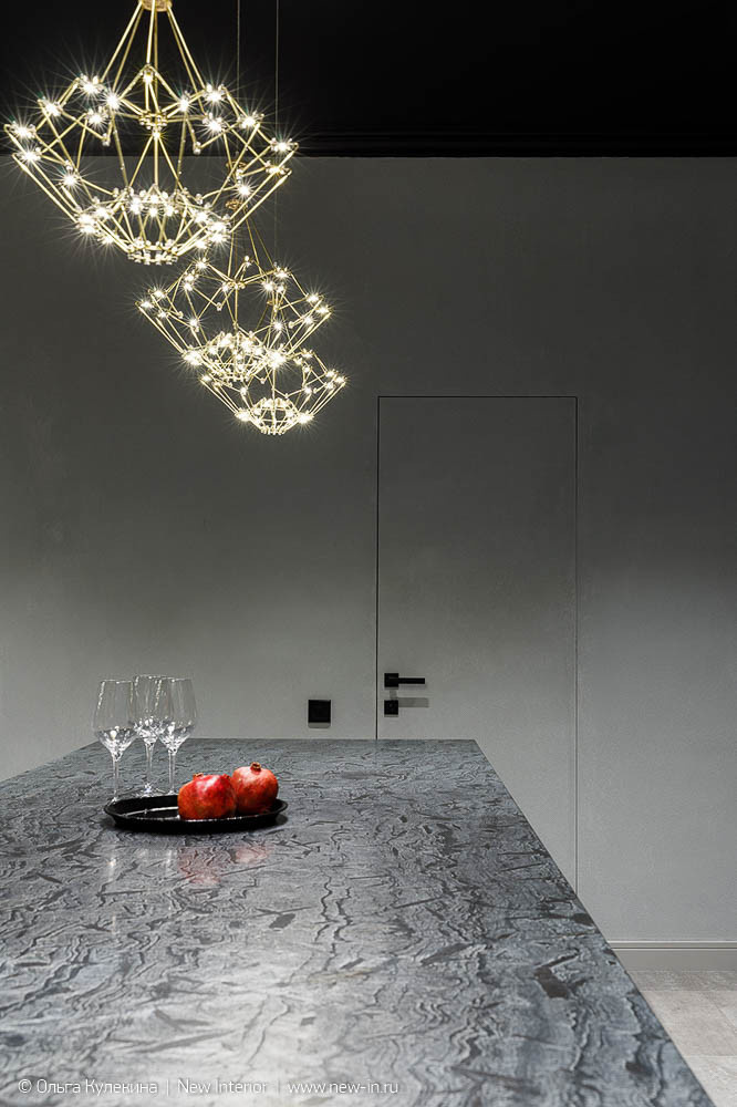 Современный интерьер офиса в историческом здании - 150 м²