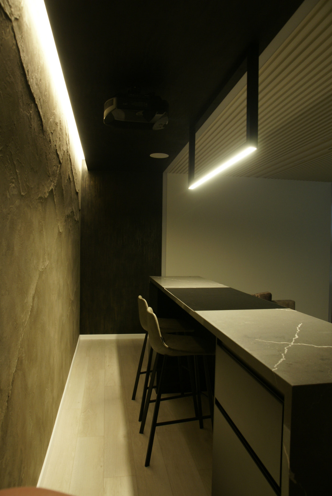 Барная стойка кинотеатра