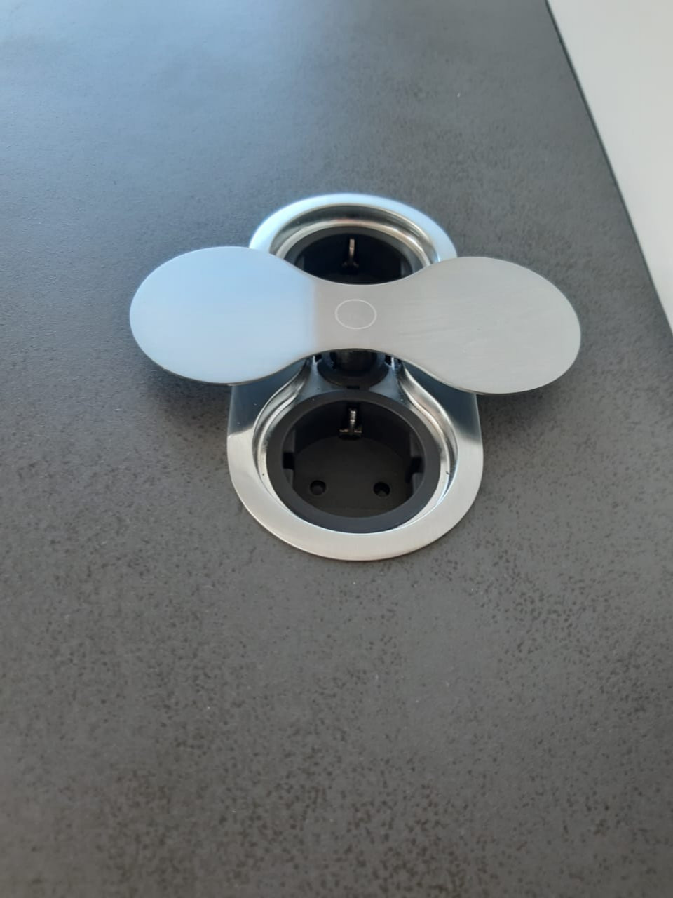 Стилизованный проект в стиле KTM (нержавеющая сталь, керамика, стекло)