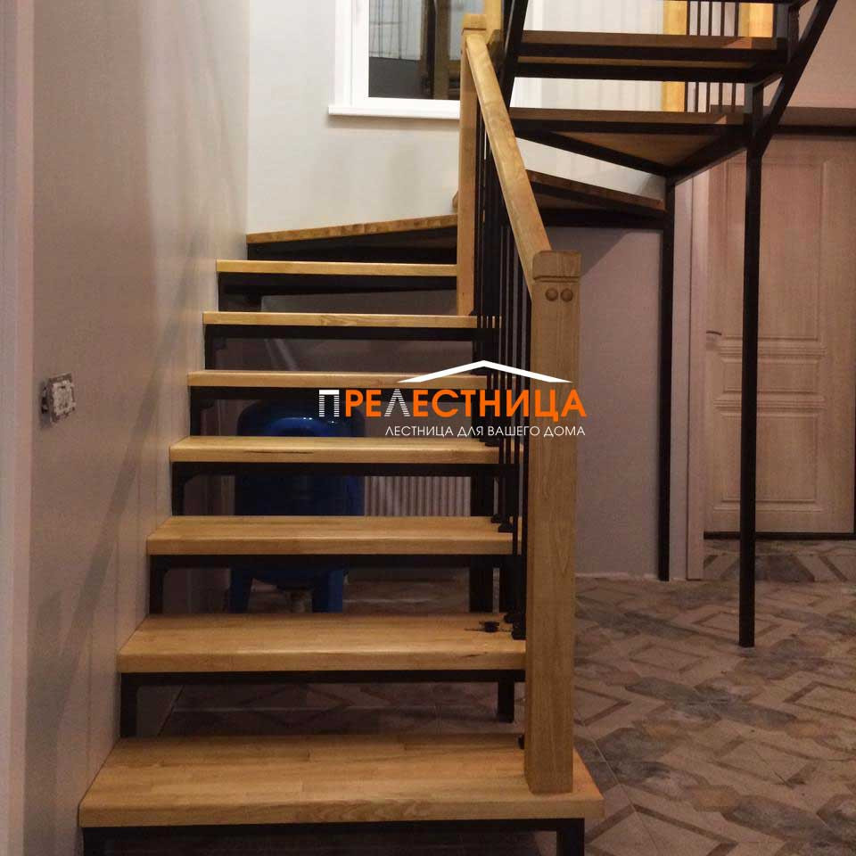 Облицовка металлокаркаса лестницы деревом Франк 10