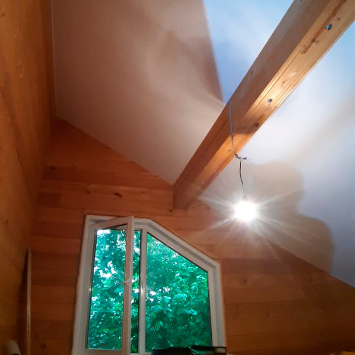 Потолок на мансарде