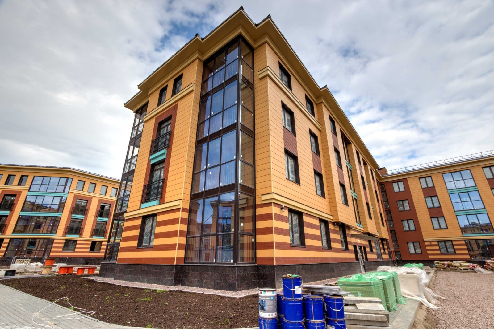 Облицовка фасада гранитом