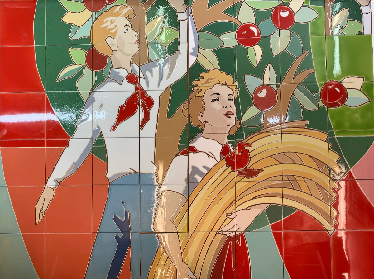 Панно для ресторана «Большая Ложка»