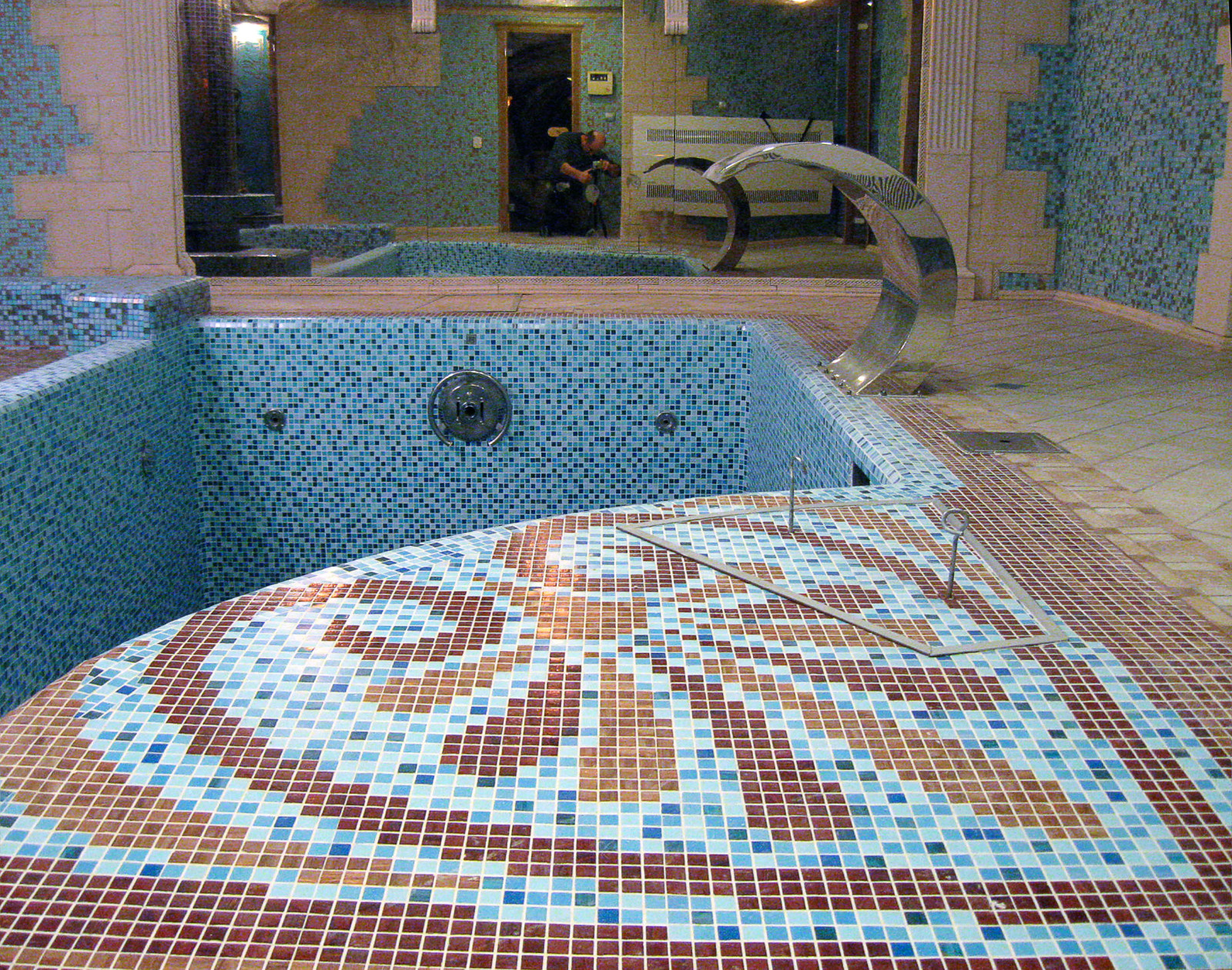 Бассейн "Золотой квартет"