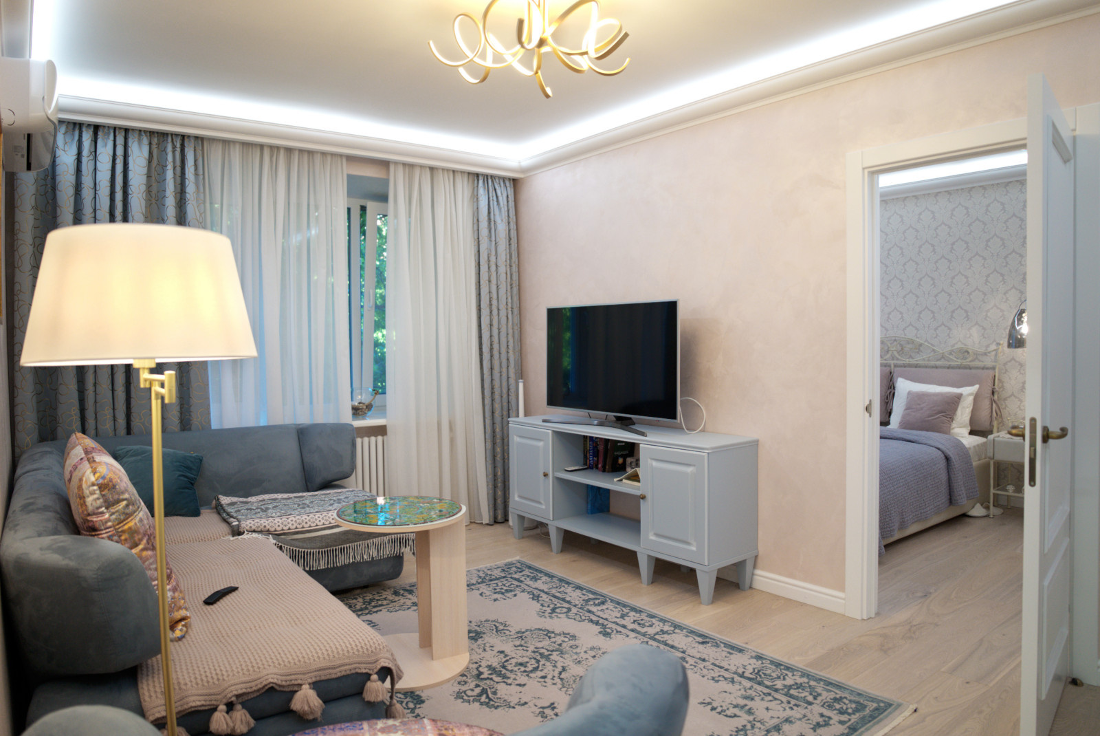 Дизайнерский ремонт 53 м² на Фрунзенской
