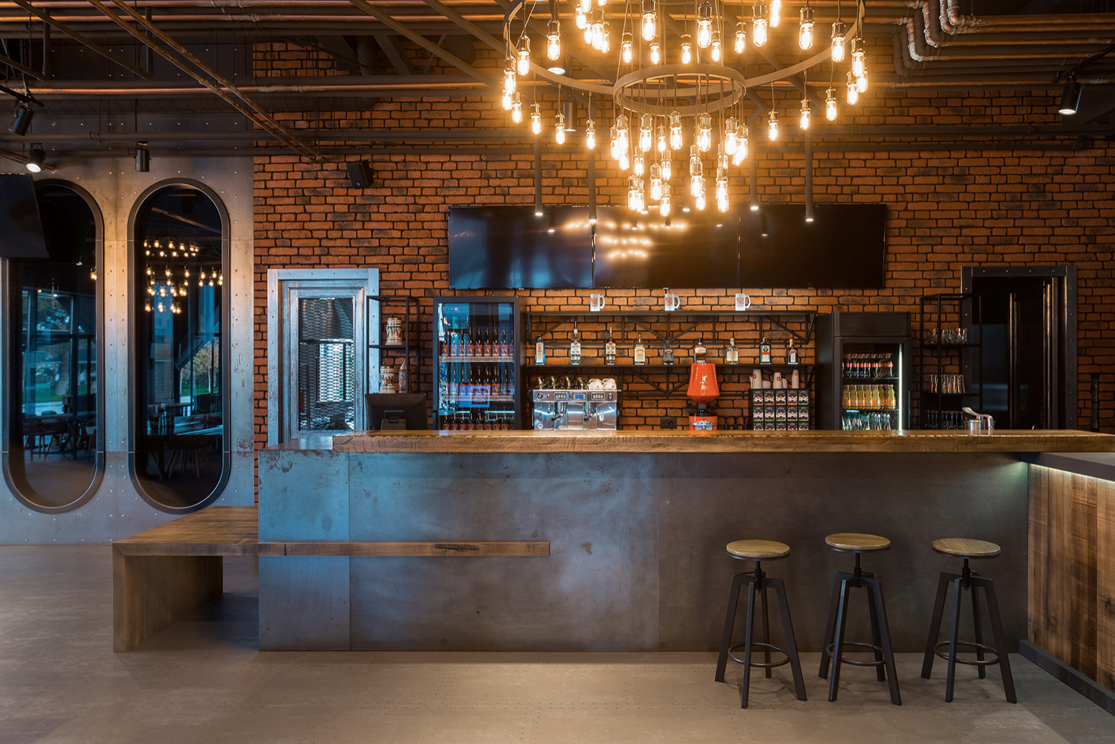 Пивной ресторан Rockscor Brewery