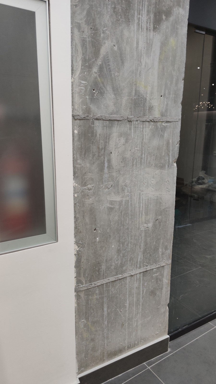 Оформление небольшого торгового центра в г.Северодвинске