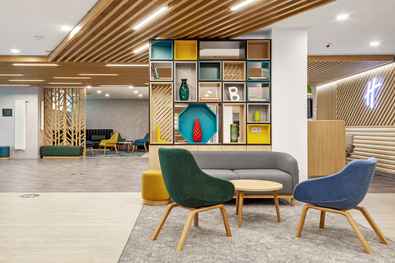 Отель Holiday Inn