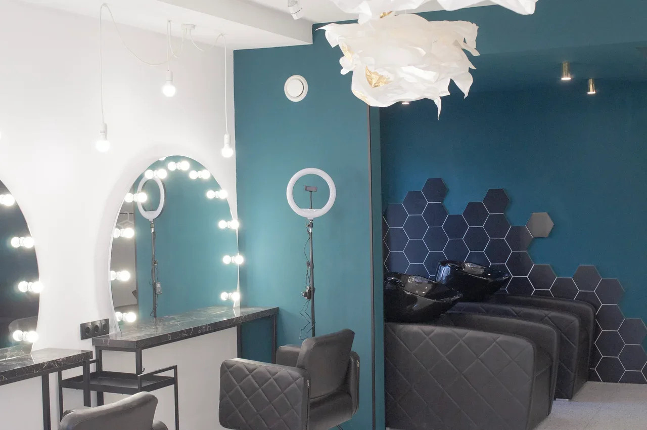 Бьюти-коворкинг Molecule