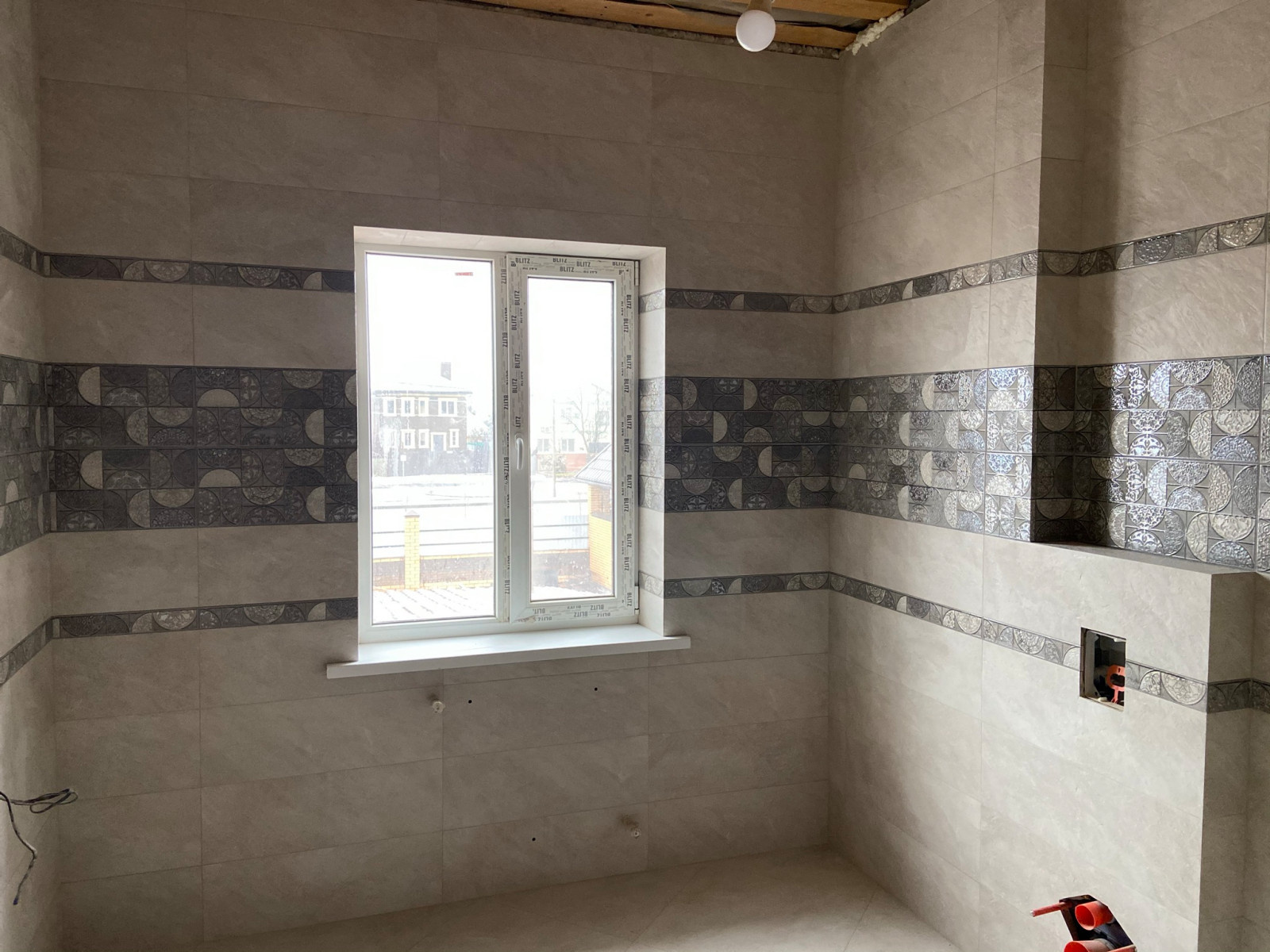 Укладка керамогранита в ваной