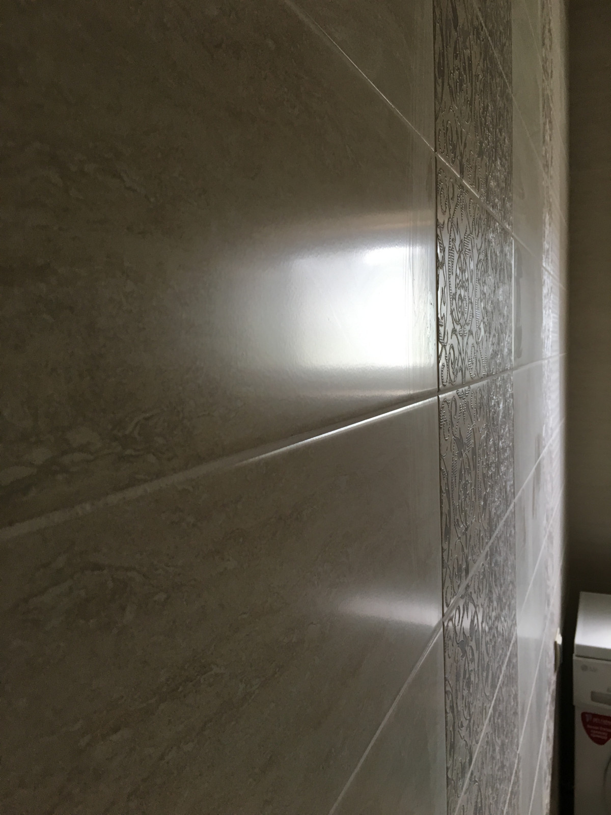 Укладка керамической плитки в ванной