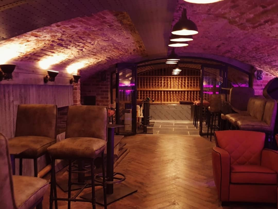 винная комната в ресторане в Москве