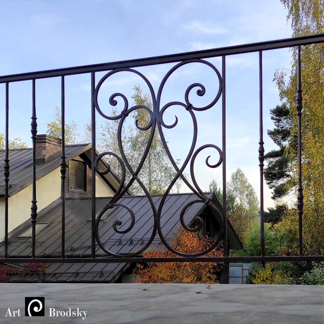 Кованые перила в классическом стиле