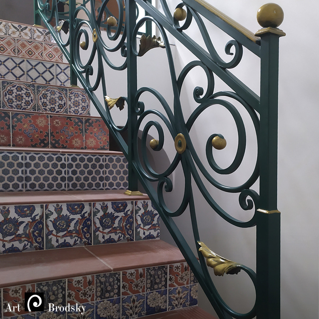 Перила в восточном стиле