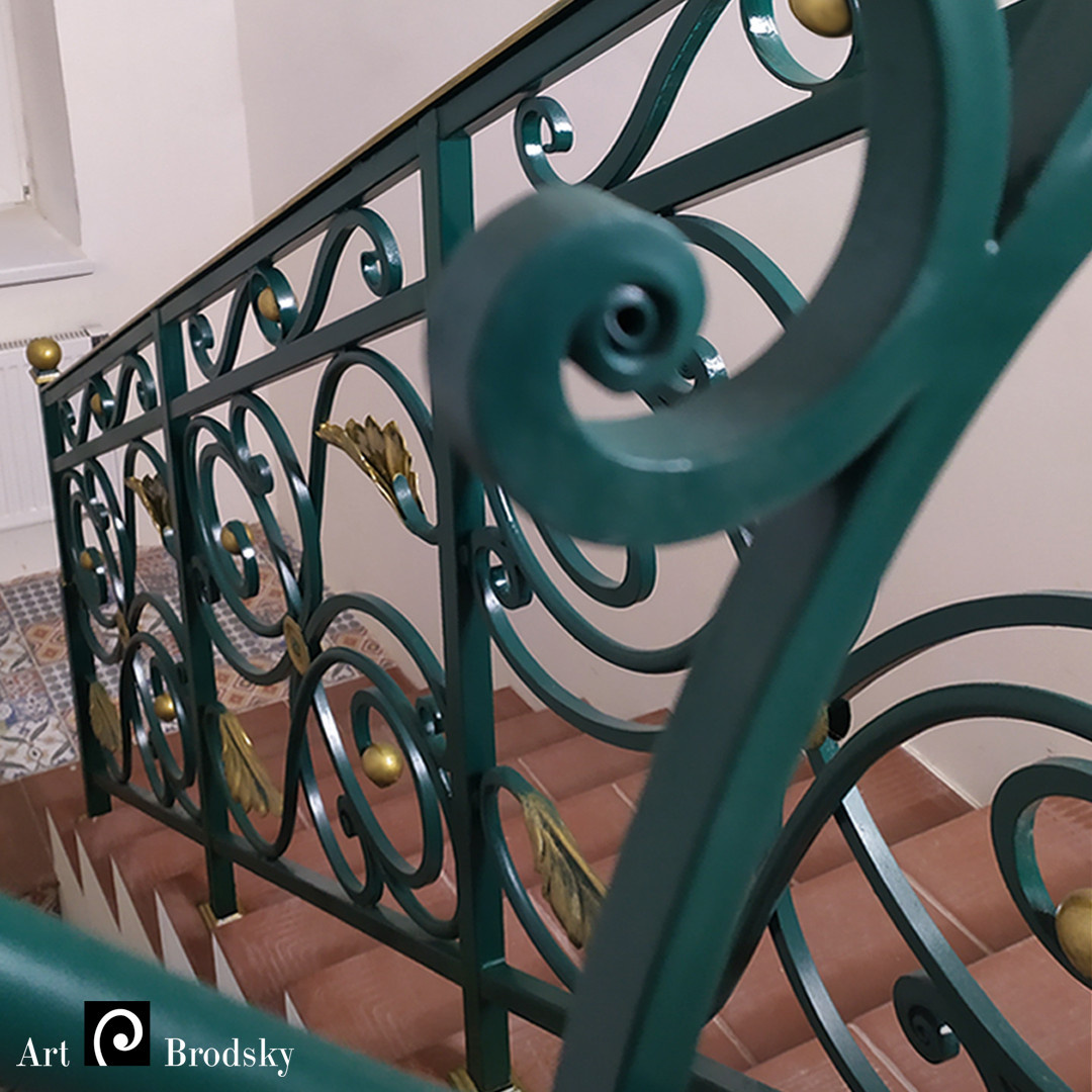 Перила в восточном стиле