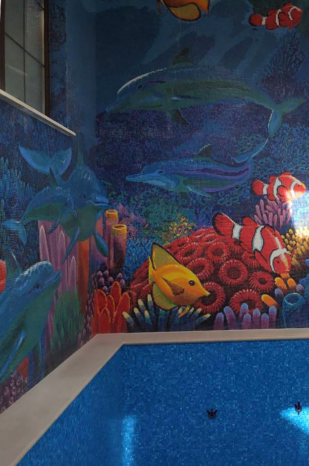 Обложка проекта: Стена у бассейна «Водный мир»