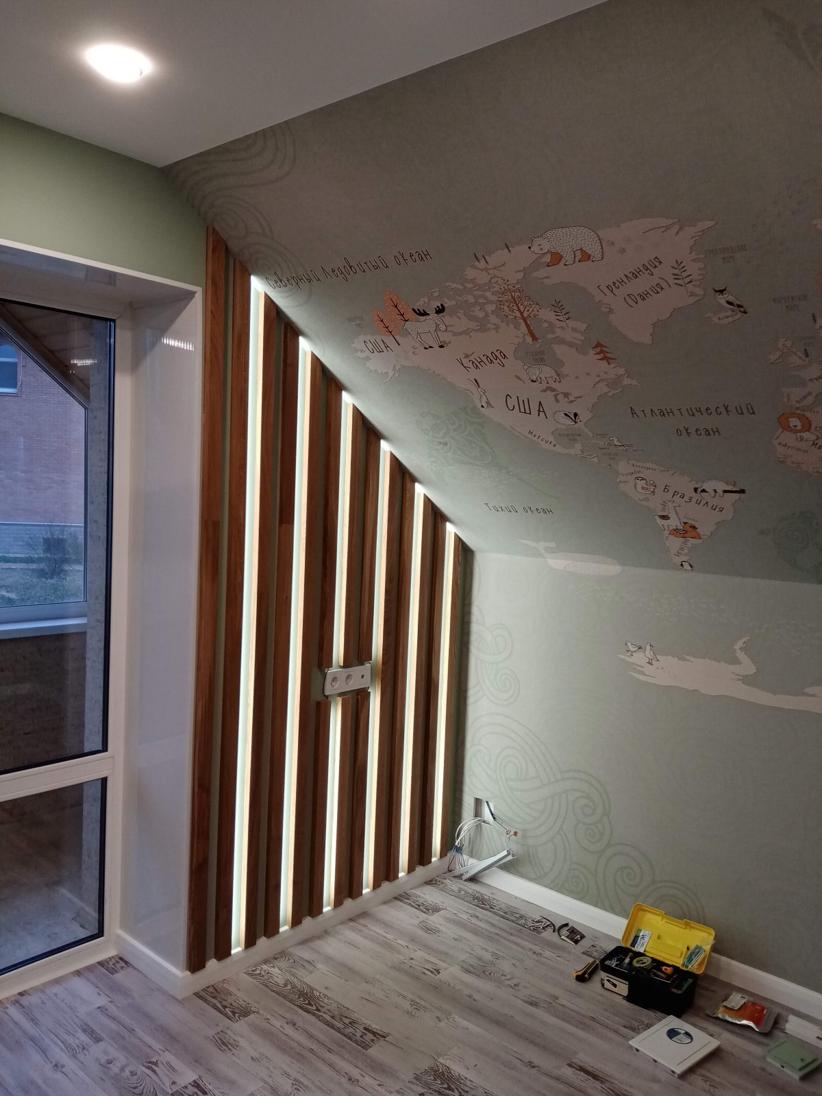 детская на мансардном этаже