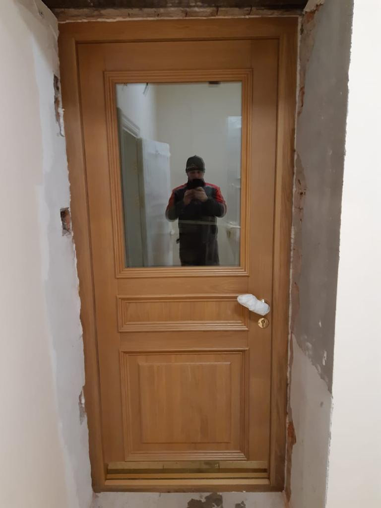 Двери входные исторические