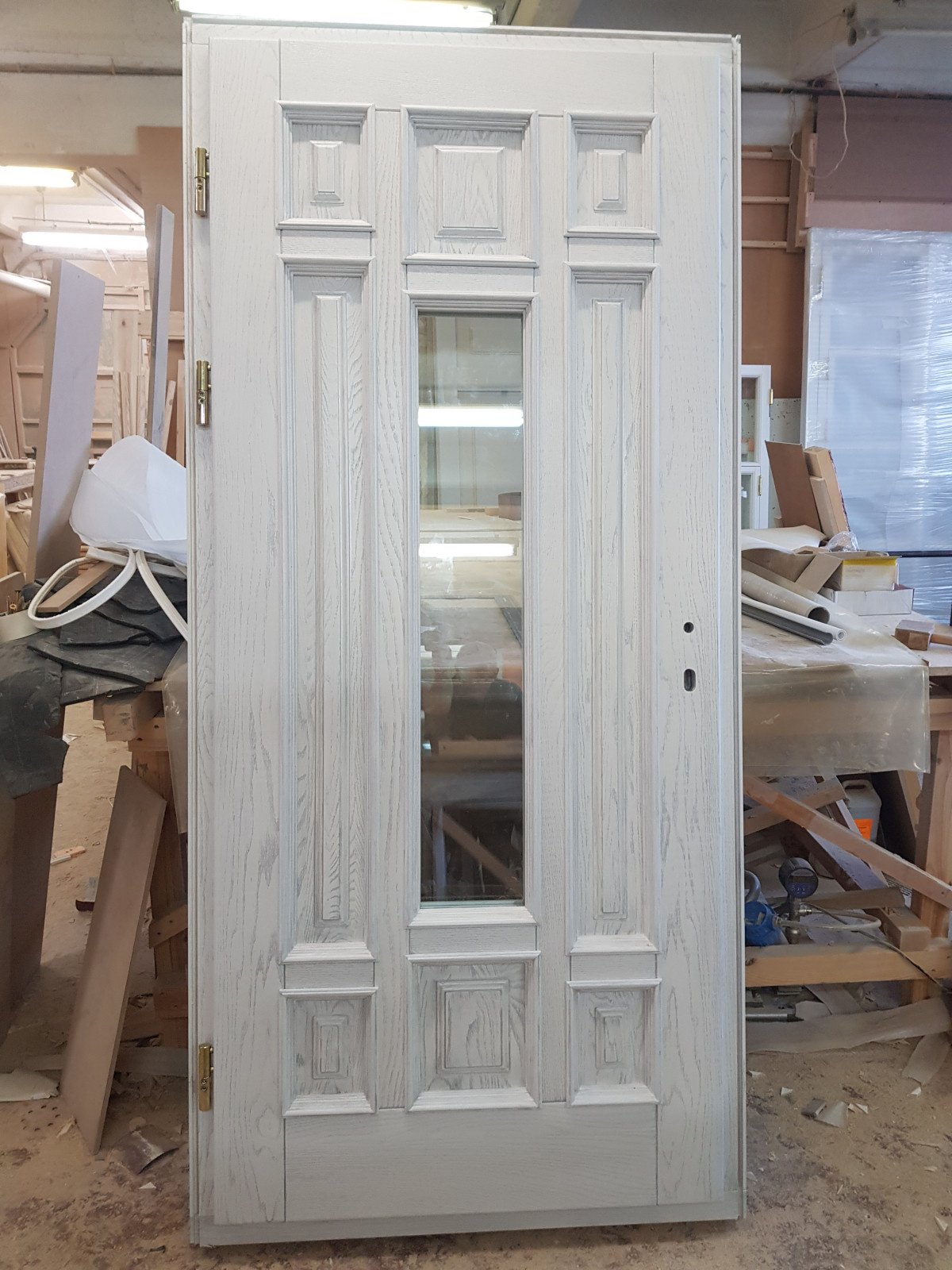 Двери входные