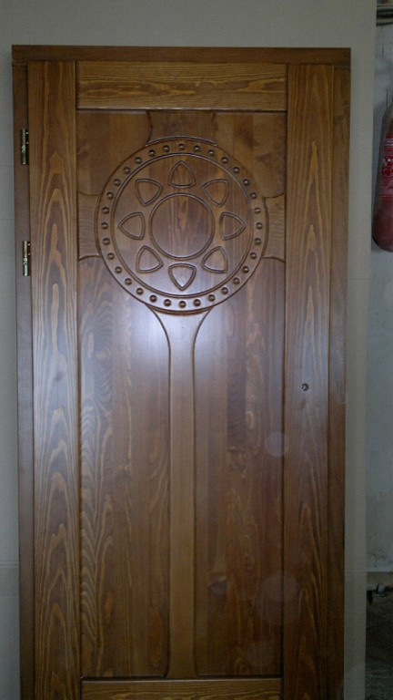 Двери входные