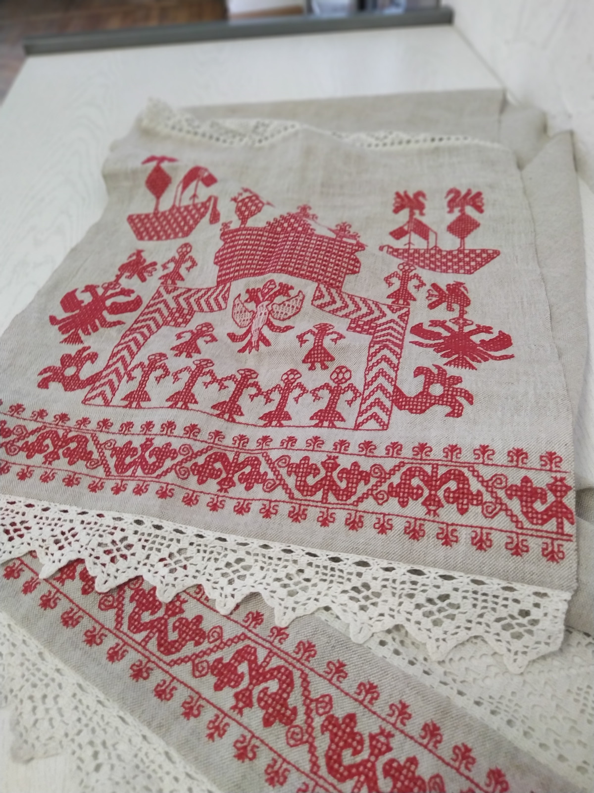 Точная копия исторической вышивки для корабля Полтава