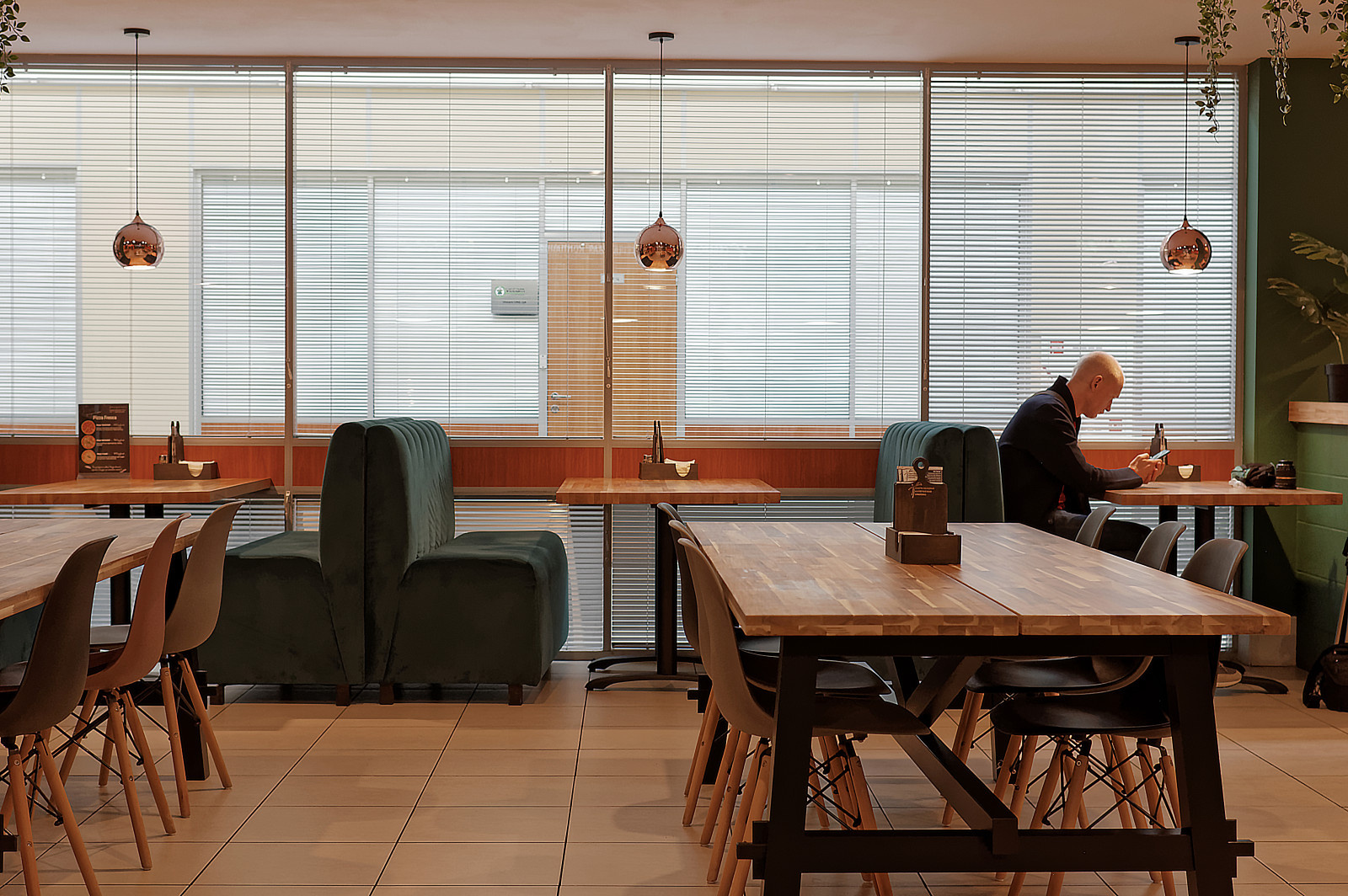 Кафе на 80 мест