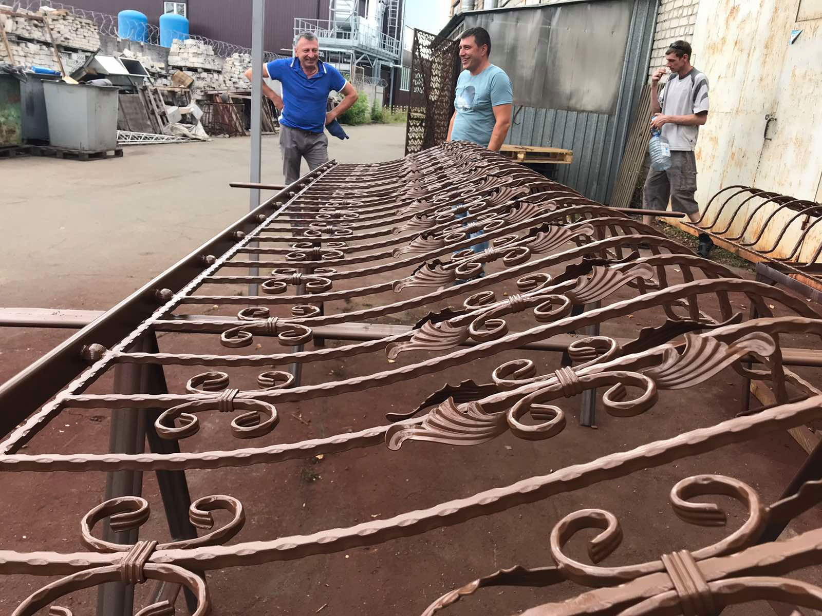 Кованое балконное ограждение