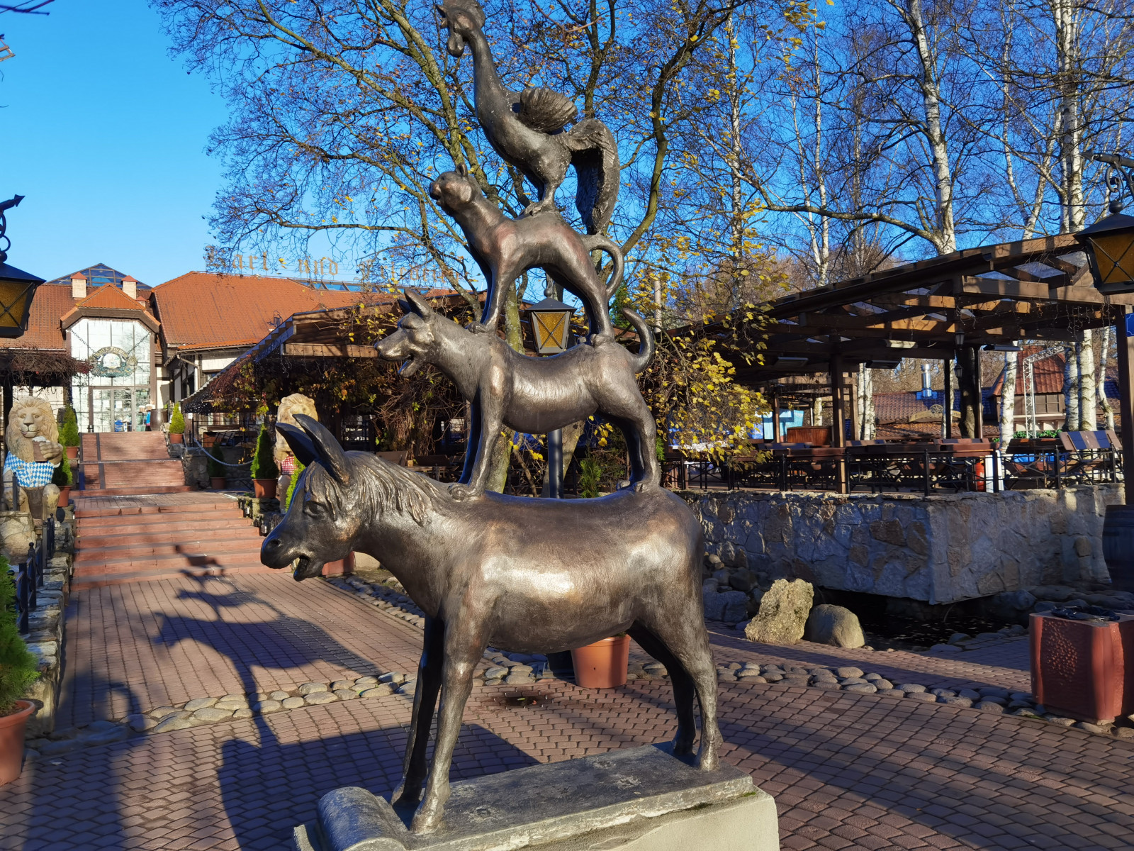 Трубчатые радиаторы Arbonia в ресторан Карл и Фридрих