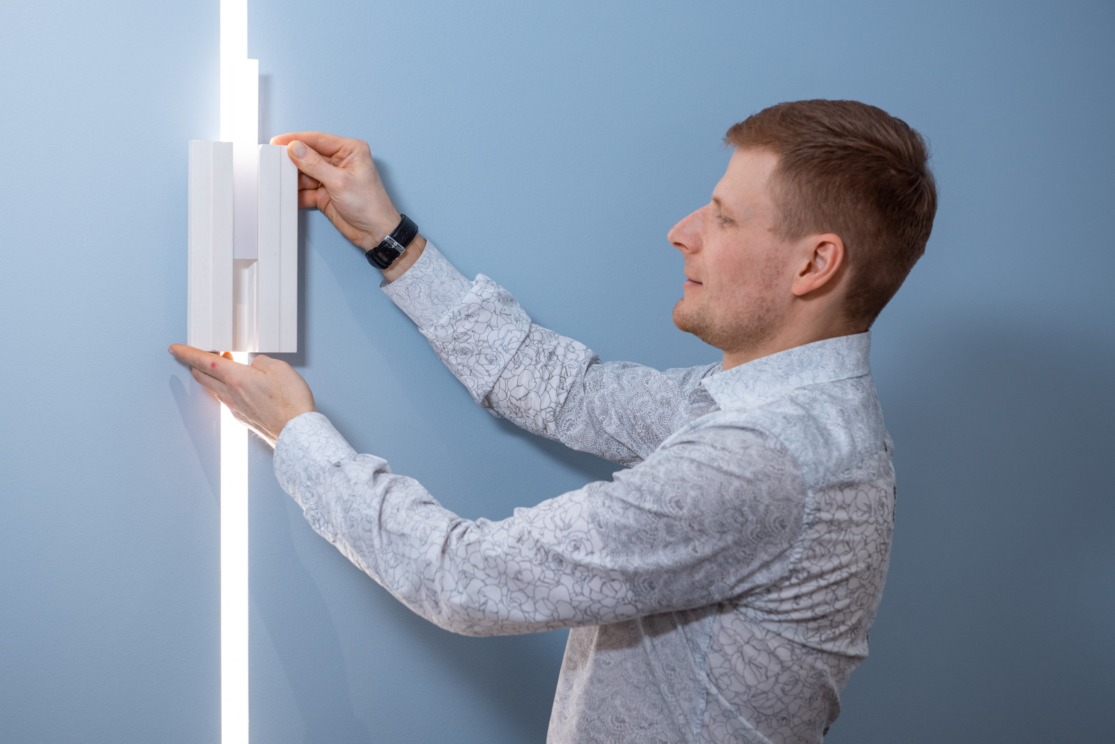 Шоу-рум гипсовой лепнины и светильников в Перми