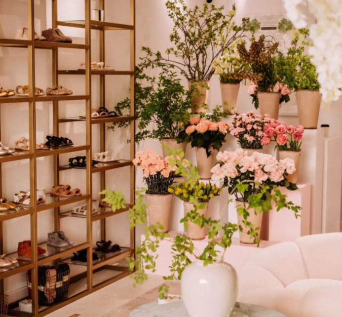 Pop-up store: Age of innocence