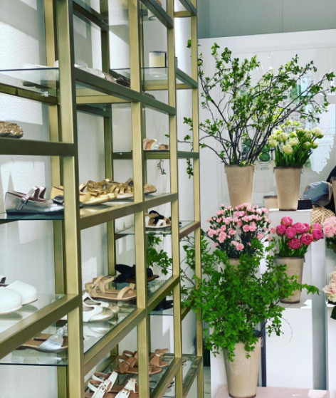 Обложка проекта: Pop-up store: Age of innocence
