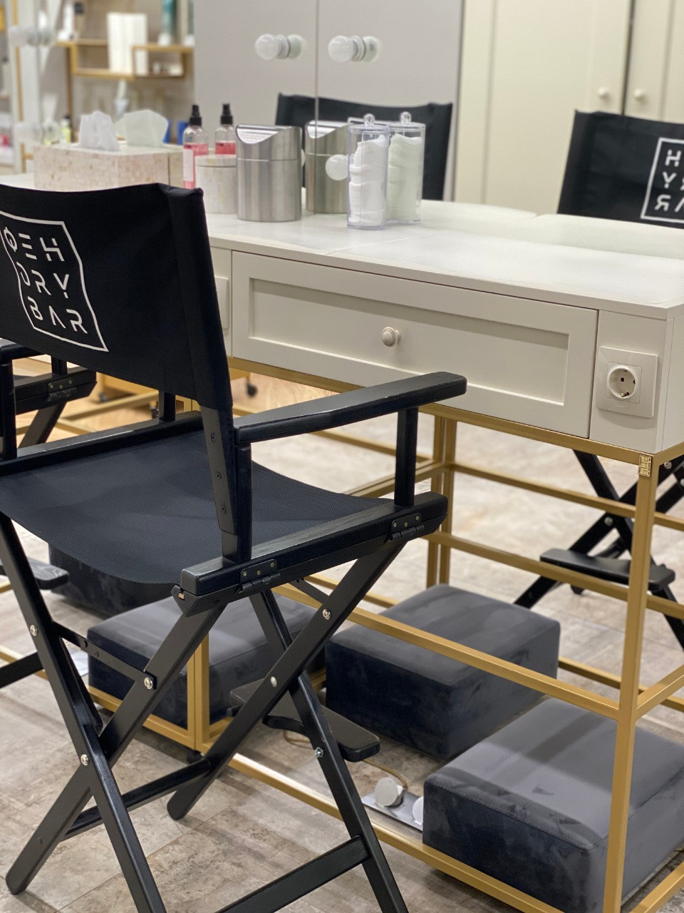 Fen Dry Bar