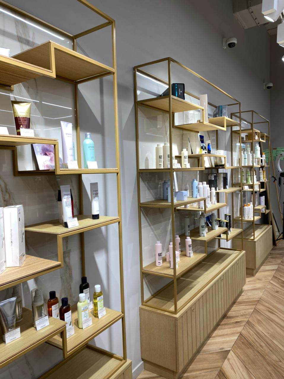 Fen Dry Bar
