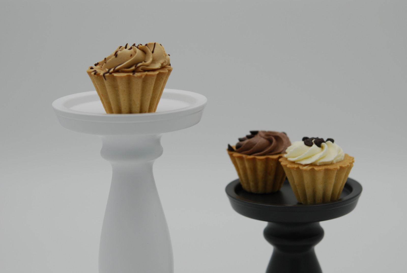 Постановка кадра на фотосъёмке для кондитерской